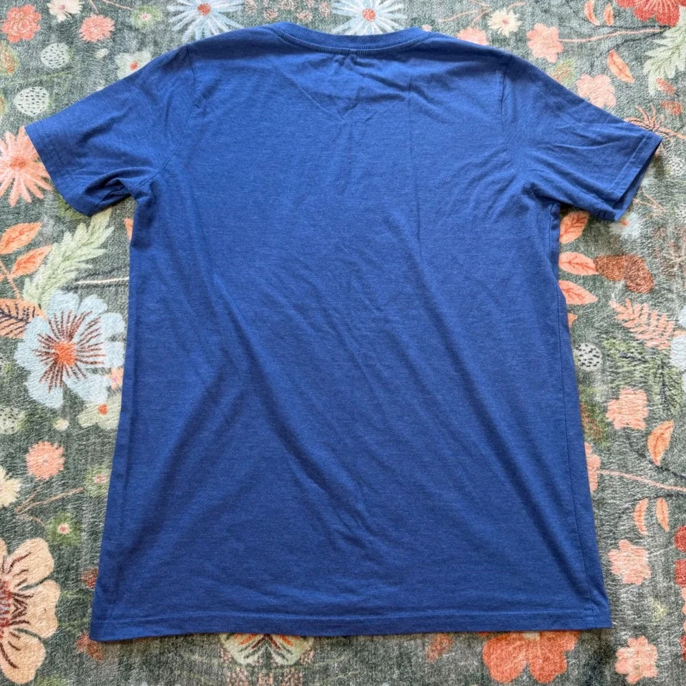 Chubbies Trout of this World Graphic T-Shirt Youth XL Blue Fishing Short Sleeve